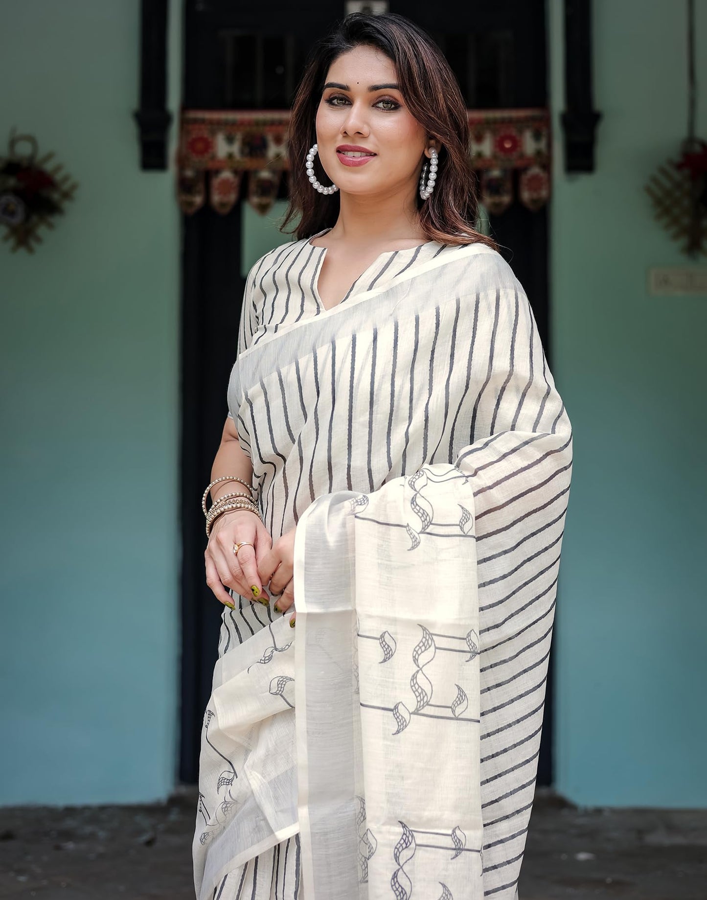 SIRIL Women's Cotton Linen Printed Saree with Unstitched Blouse Piece (4263S123_Off-White)