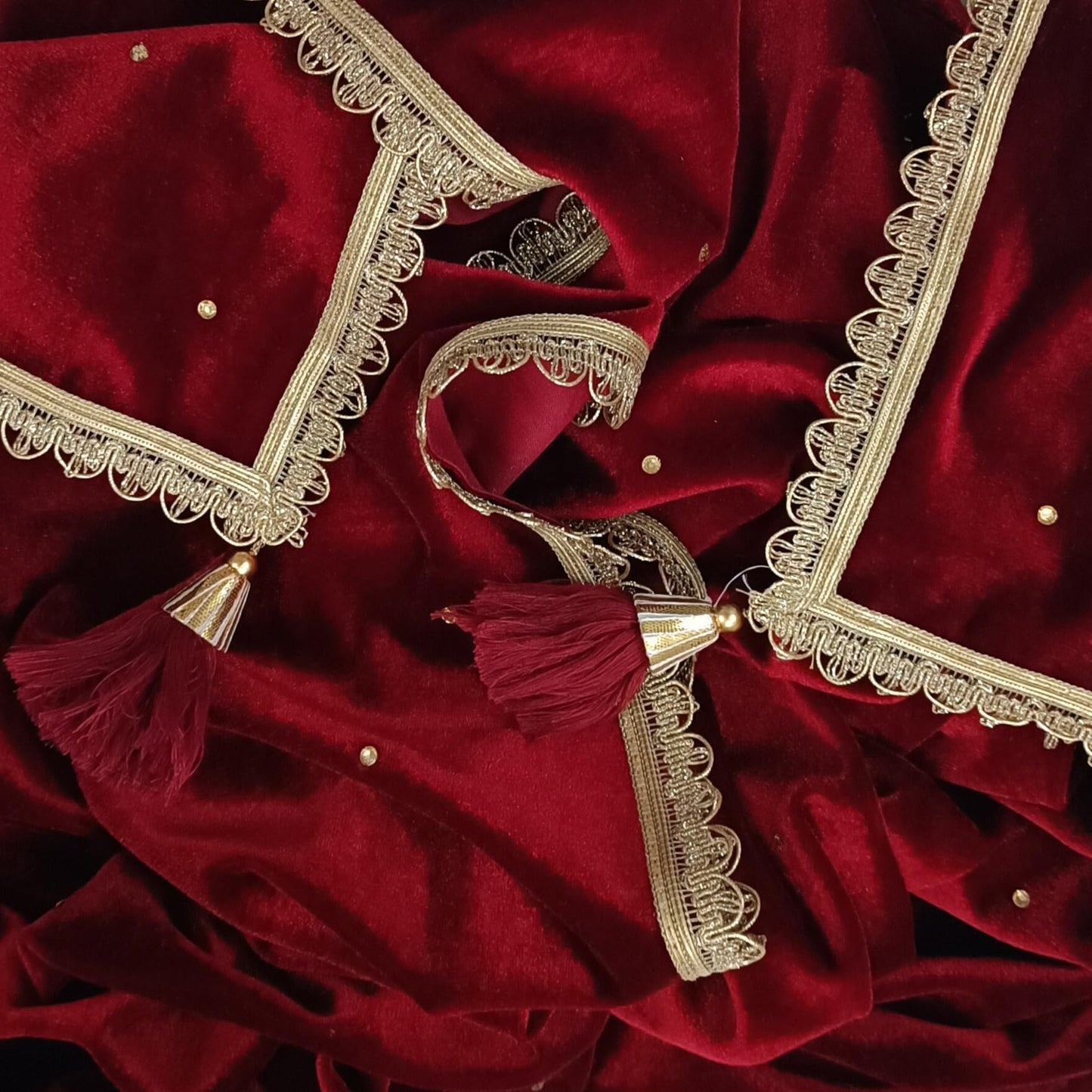 Nakoda Creation Velvet Self Design Women Dupatta (Velvet Dupatta Maroon) - AB1969